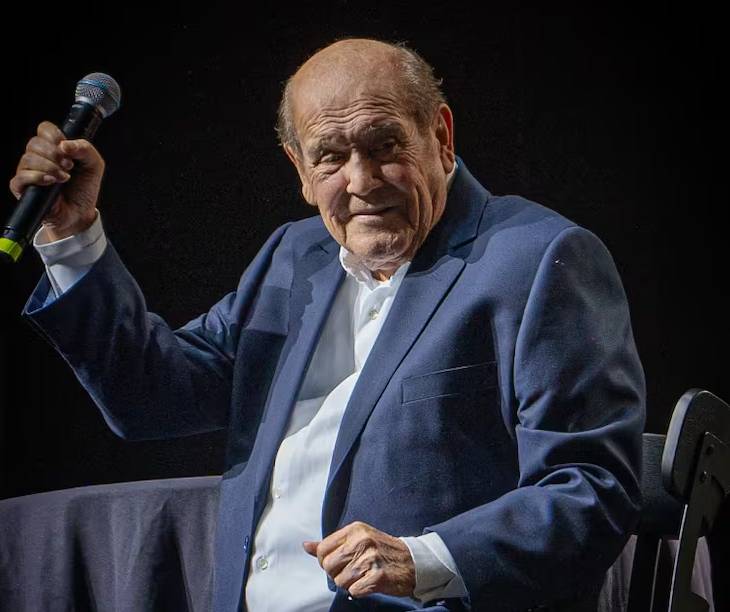 Realizarán misas en Santiago del Estero y Miami en honor a Leo Dan
