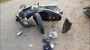 Un motociclista sufrió heridas tras caer en una zanja sin señalizar