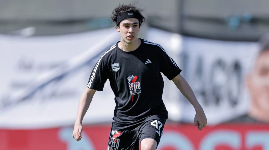 La AFA sancionó a Deportivo Riestra por haber incluido a Spreen en el partido contra Vélez