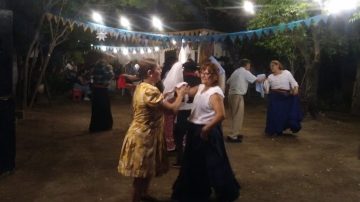 Huaicondeña presenta “Carnaval en los Barrios, Carnaval en los Patios”