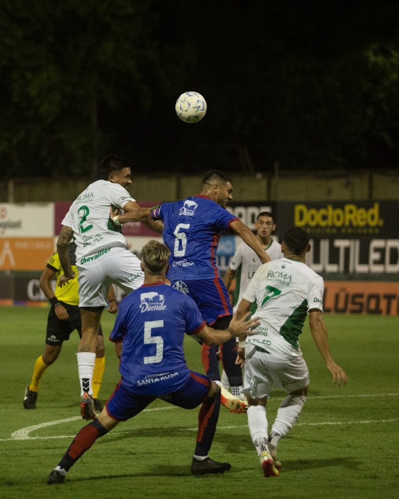 EN VIVO: Güemes enfrenta a Ferro Carril Oeste en un duelo de necesitados