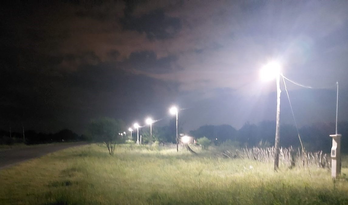 Avanza la ampliación del alumbrado público en Los Quiroga y poblaciones vecinas