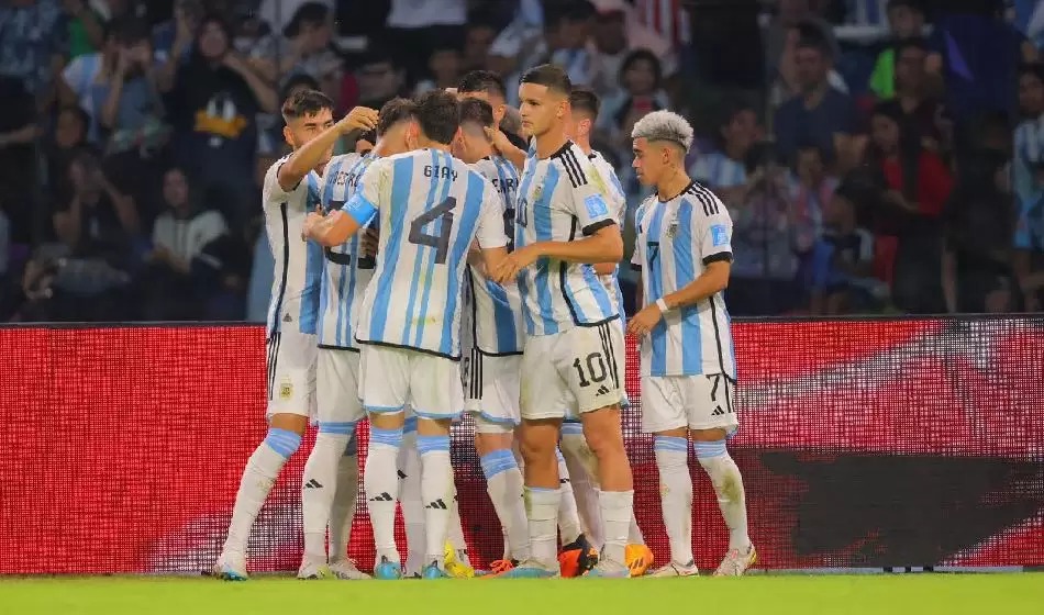Sudamericano: Con el santiagueño Hidalgo, la Sub 20 busca la cima