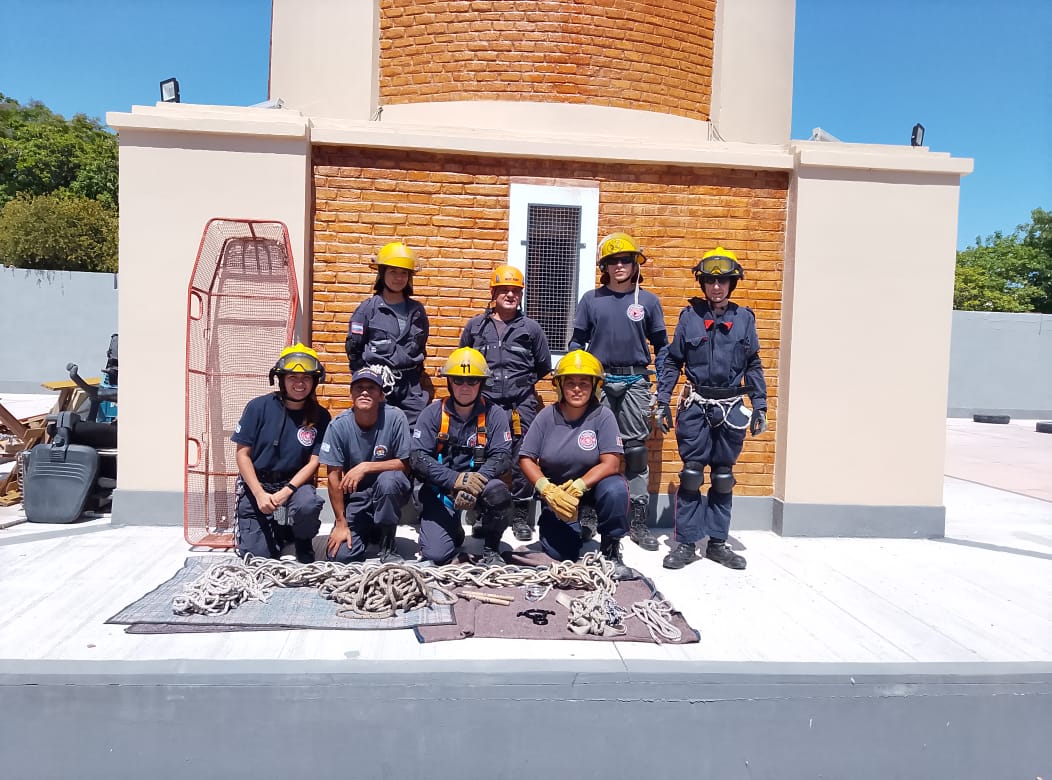 La torre del antiguo hospital Diego Alcorta, restaurada para formar a los bomberos en rescates en altura