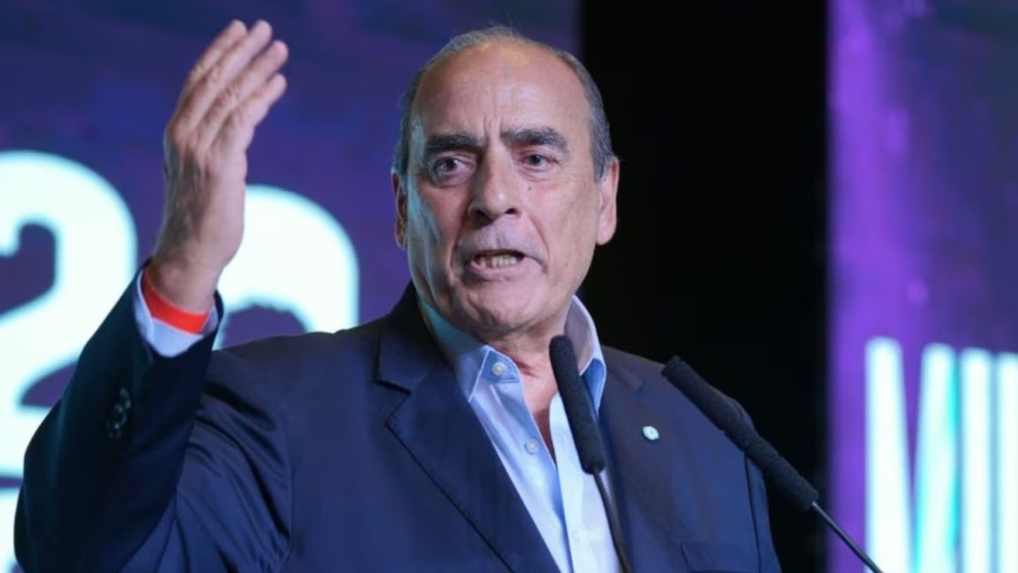 La preocupación de Guillermo Francos: “Sería una pena que durante su papado, Francisco no haya visitado el país”