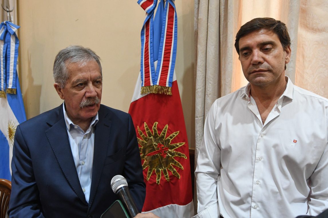El gobierno provincial aporta fondos para culminar la reconstrucción de un sector de la feria de Las Termas