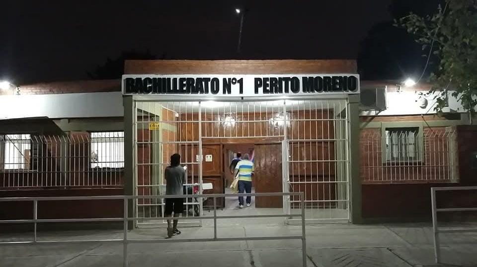 Aún hay tiempo para inscribirse en el Colegio Bachillerato N°1 Perito Moreno