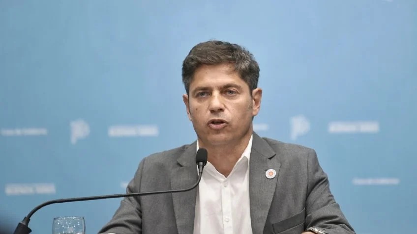 Contundente respuesta de Kicillof a Milei: Lo acusa de ser “el principal responsable del narcotráfico”