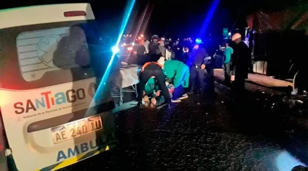 Un hombre murió tras choque frontal de dos camionetas en la Ruta 21