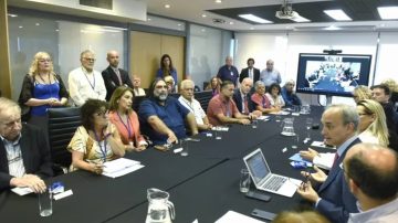 Gremios docentes rechazan propuesta salarial de $500.000 y confirman paro para el 5 de marzo