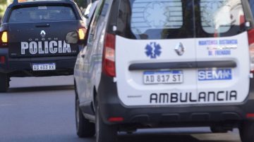 Violento ataque entre hermanos dejó a la mujer con fracturas en el barrio General Paz