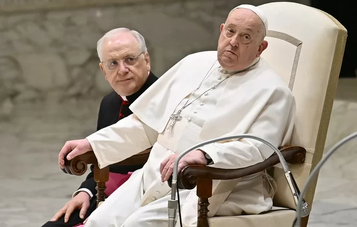 El último parte médico del papa Francisco: “Ha dormido y está descansando”