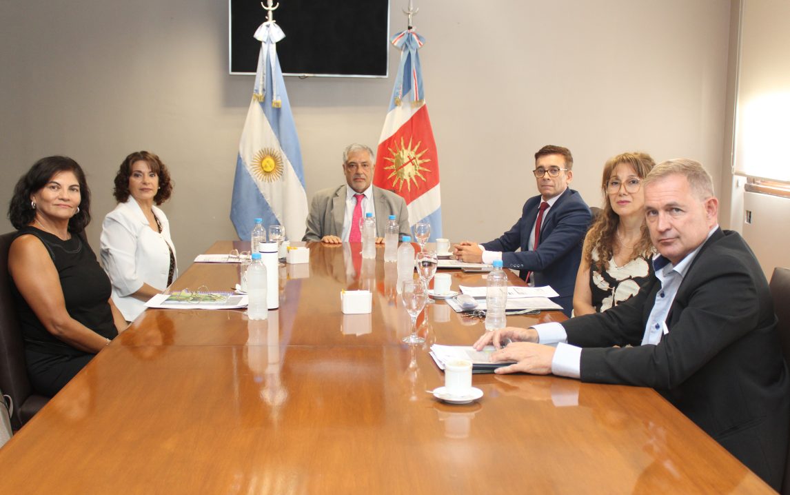 El Dr. López Alzogaray dialogó con magistrados del Fuero de Familia