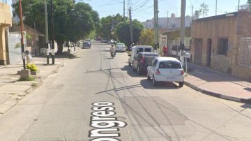 Toda una actriz: Fingía estar ahogada para que sus secuaces le robaran la moto a una joven