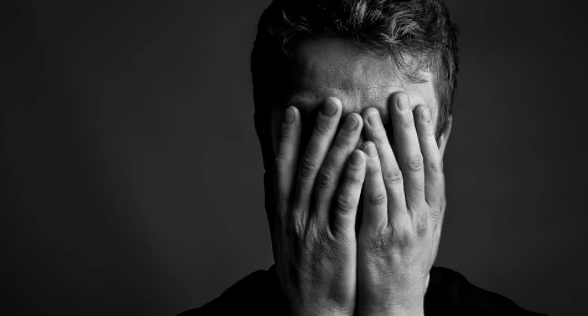 Su novia lo hirió en el pecho tras una discusión