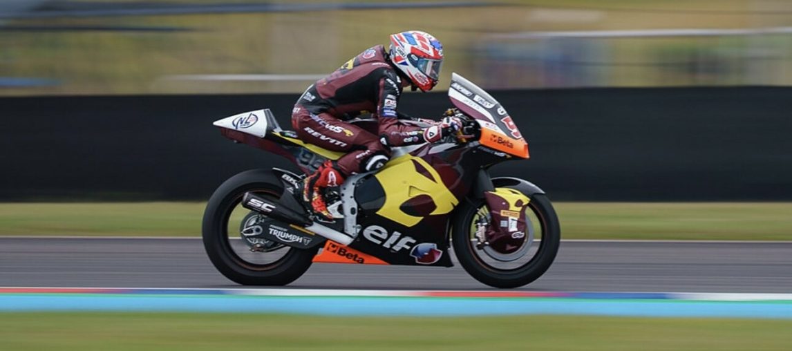 Jake Dixon se impone en una reñida carrera de Moto2 en Termas de Río Hondo