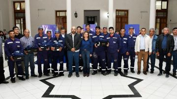 Casi 300 empleados municipales estrenan ropa de trabajo y elementos de seguridad