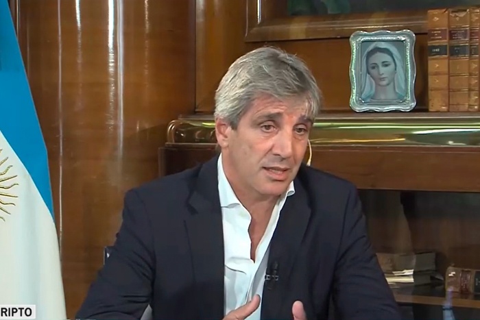 Luis Caputo renovó vencimientos de deuda con tasas de hasta 75%