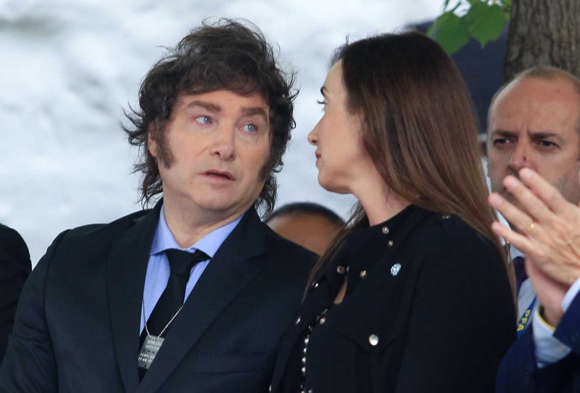 Acto por los héroes de Malvinas: Milei en Plaza San Martín y Villarruel en Ushuaia