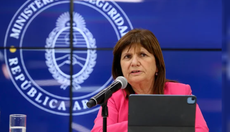 Bullrich anunció que ingresó a Diputados proyecto de ley Antibarras