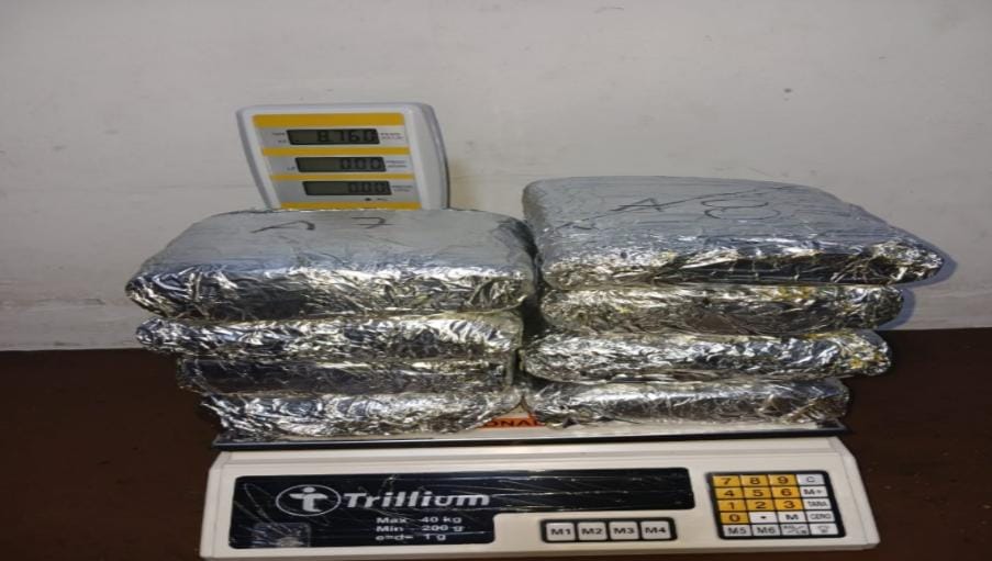 Detuvieron a un pasajero con 8 kilos de marihuana en un colectivo de larga distancia