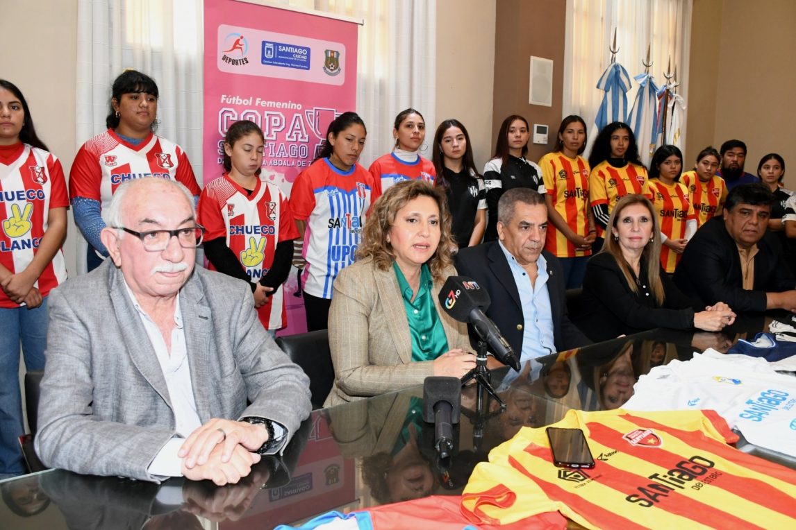 Presentaron la nueva edición del Torneo de Fútbol Femenino de la Liga Santiagueña