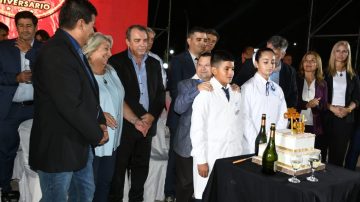 Entrega de viviendas e inauguraciones de remodelaciones y obras en el 96° aniversario de Los Juríes