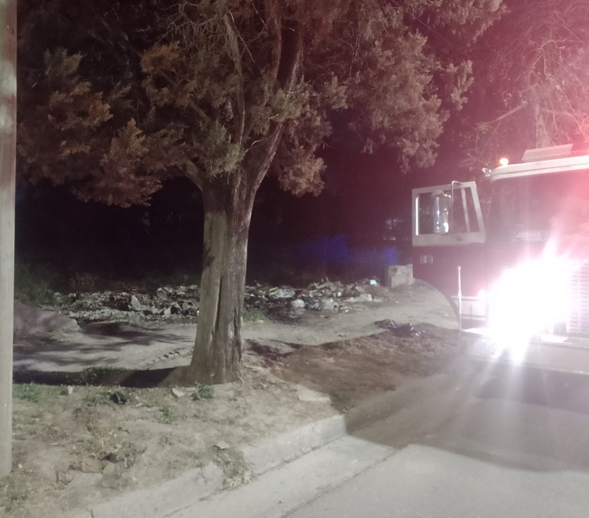 Sofocaron incendio antes de que se extienda al predio ex “Gas del Estado”