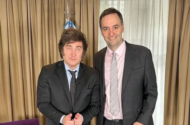 La jugada “límite” de Adorni para evitar que Milei lo eche del Gobierno