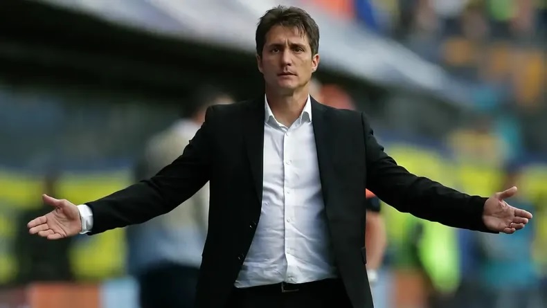 Guillermo Barros Schelotto toma las riendas de un Vélez en crisis