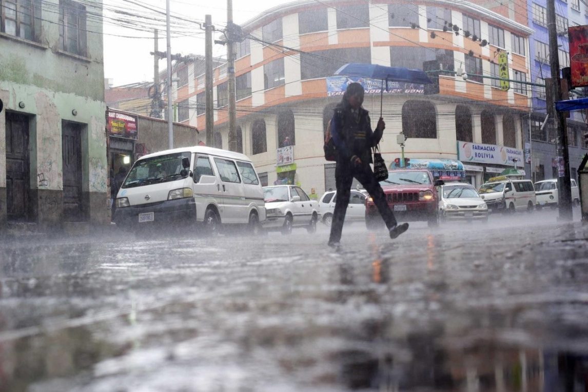 Bolivia declaró la emergencia nacional por lluvias: 52 muertos y miles de afectados