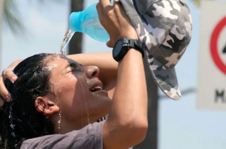 La ola de calor extremo en el país afectará a siete provincias más