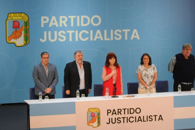 El PJ se moviliza contra el DNU que habilita un nuevo endeudamiento con el FMI