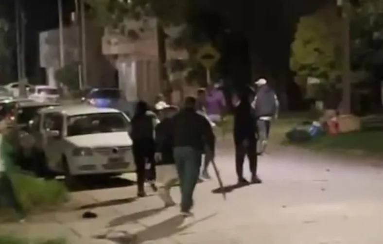 Enfrentamiento entre familias del B° Bruno Volta por un robo