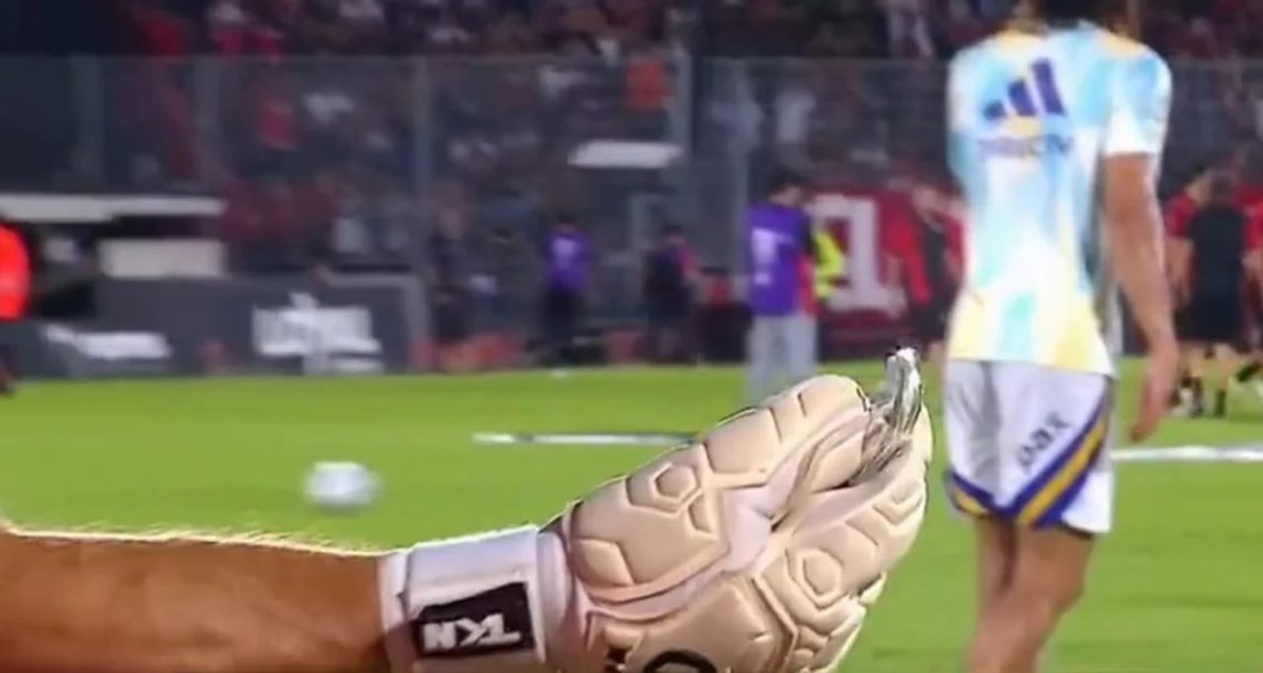 VIDEO. Bombas de estruendo y un corte en el cuello: violencia en la previa de Boca-Newell’s