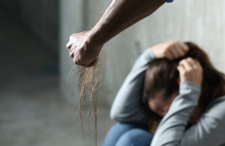“Tengo miedo por mi vida”: una vecina denunció agresiones y amenazas en La Banda