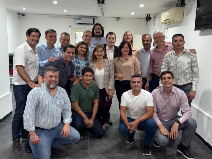 Zamora se reunió con los intendentes del Frente Cívico