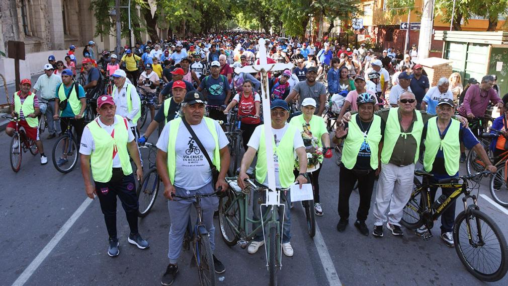 Organizan el Vía Crucis en Bicicleta 2026: conocé sus 15 estaciones
