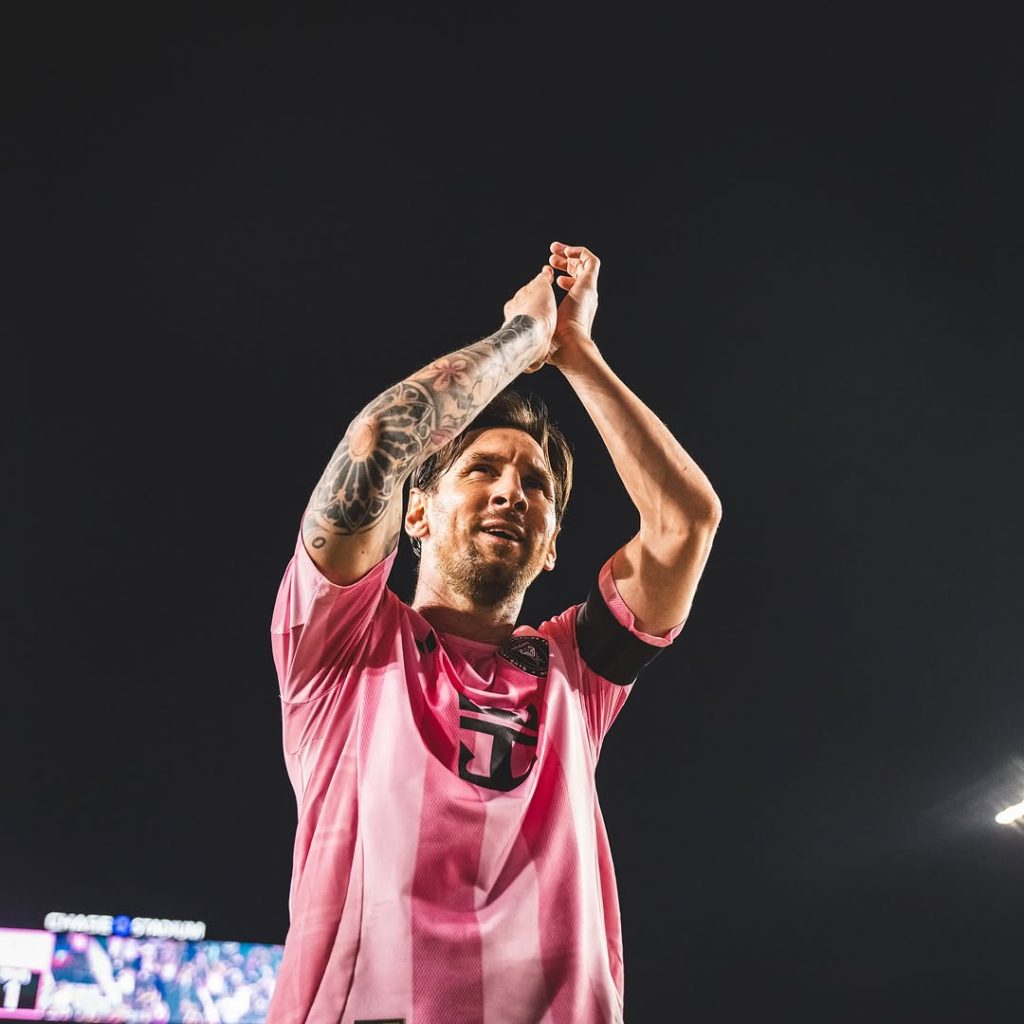 “Fuerza Leo” fue tendencia en redes y casi infarta a más de uno