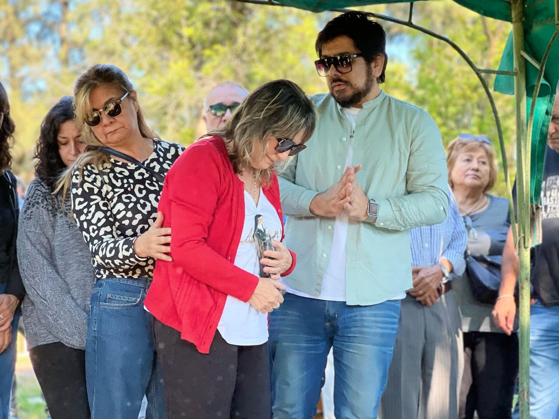 Entre lágrimas y folclore: así fue la emotiva despedida a Musha Carabajal en La Banda