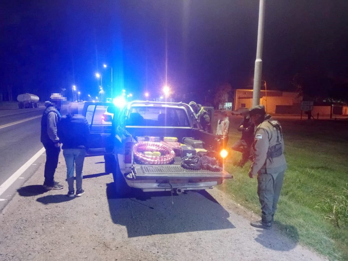 Viajaban con cocaína y 600 mil pesos: detuvieron al conductor