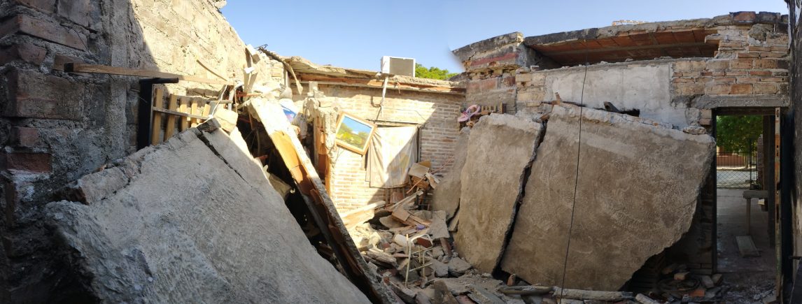 Una familia logró salvarse del derrumbe de su comedor
