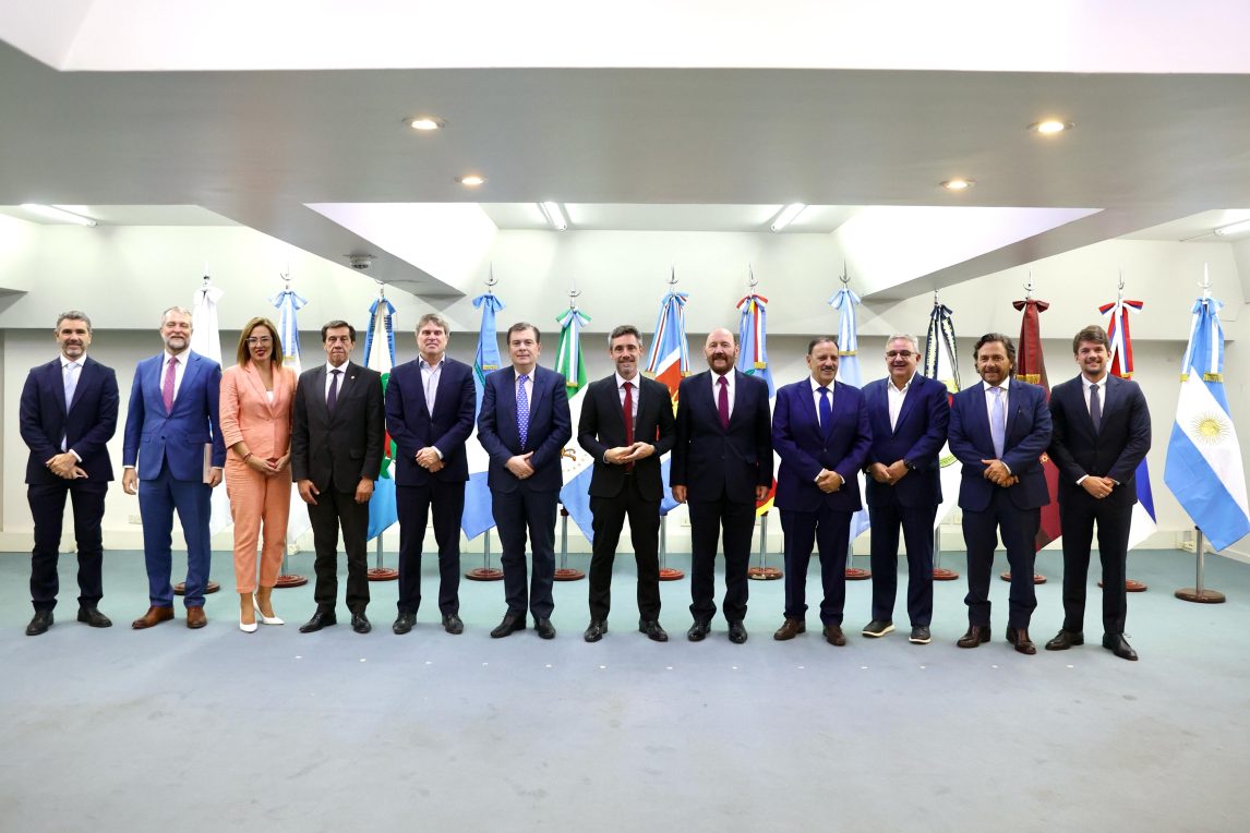 El BID otorgará 200 millones de dólares a las provincias de la región del Norte Grande