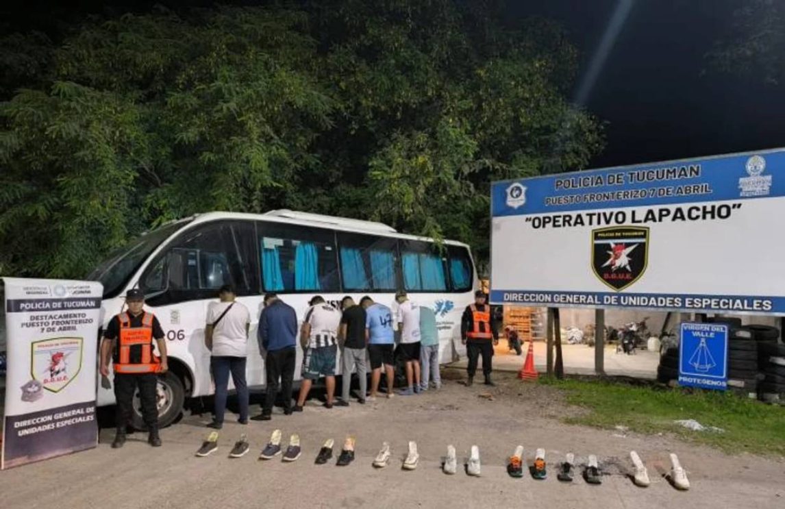 Detienen a siete santiagueños que trasladaban más de 25.000 dosis de marihuana en zapatillas
