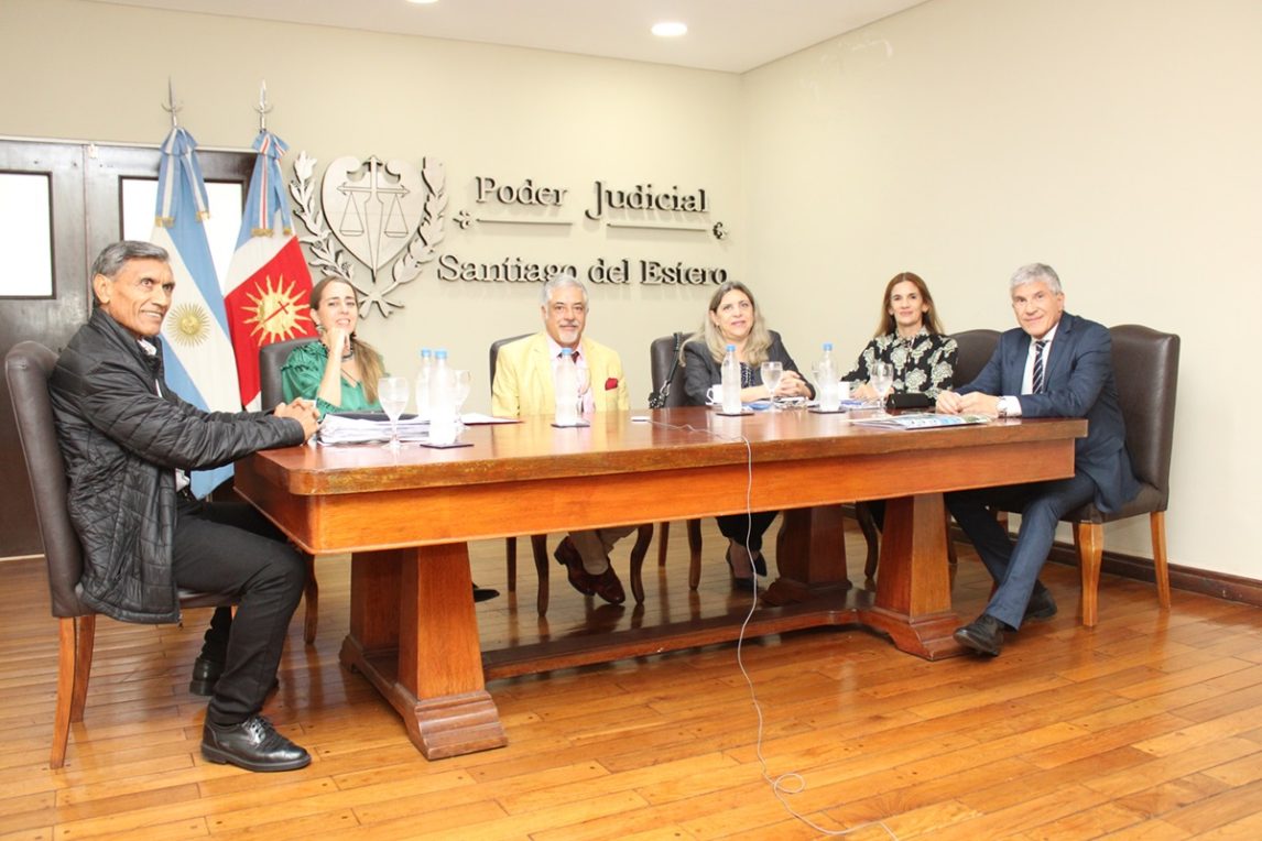 El Consejo de la Magistratura avanzó con informes y resoluciones de manera híbrida