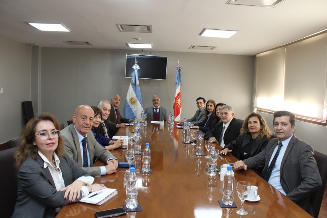 El presidente del Superior Tribunal de Justicia convocó a una reunión jueces civiles de Capital y Banda