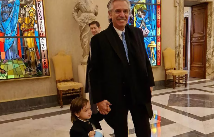 “Nunca podrán separarnos porque estás en mi alma”: el emotivo posteo de Alberto Fernández a su hijo