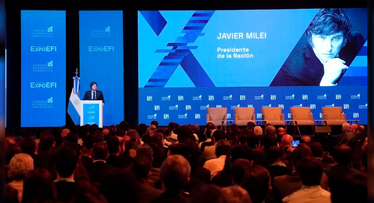 “La inflación tiene fecha de defunción y es a mitad de 2026”, aseguró Javier Milei