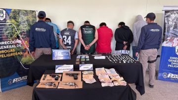 Fotos y videos: en 12 allanamientos detuvieron a 7 integrantes de barras bravas, secuestraron armas y drogas
