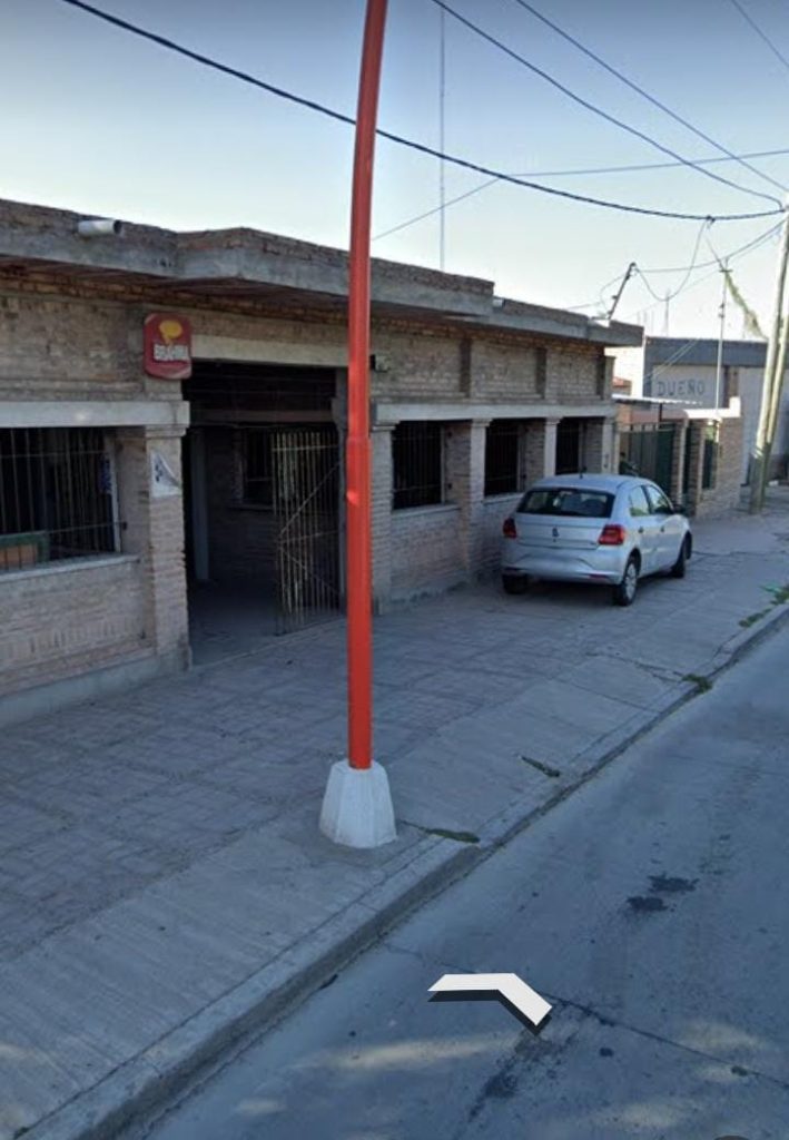 VIDEO: Incendio en un kiosco del B° Mariano Moreno; lo habrían causado delincuentes